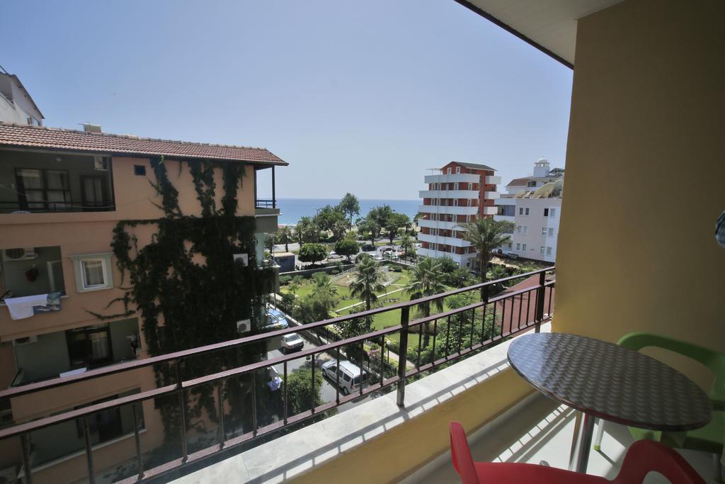 Ustun Apart Pansiyon Alanya Cameră foto